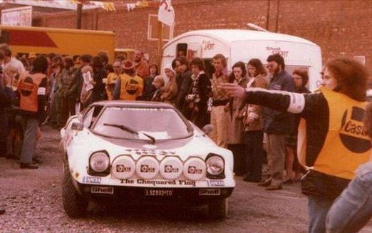 Chequered Flag Stratos